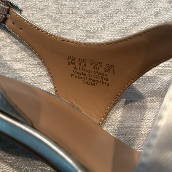 Naturalizer Women’s ‘Taimi’ Dress Sandals Heels Sparkly w/ Straps Size 9 New - Picture 12 of 15